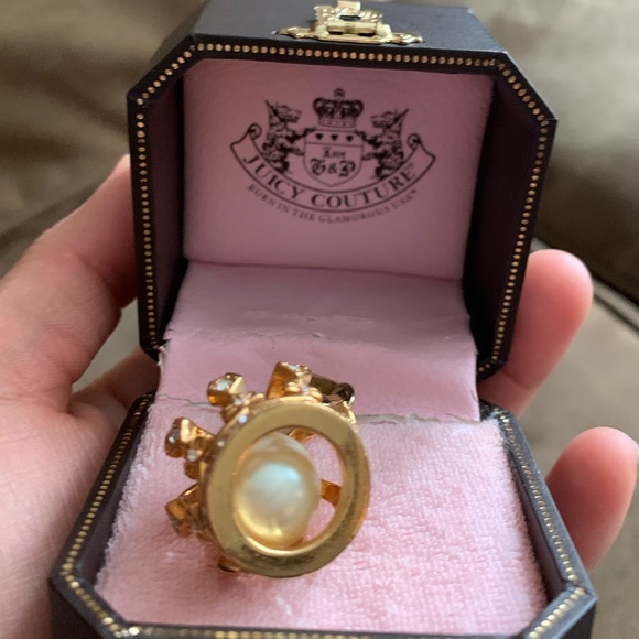 NIB NEW RARE JUICY COUTURE CROWN PEARL DOME CHARM BRACELET - Picture 5 of 9